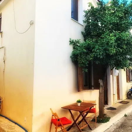 Romantic Maisonette In The Heart Of Pythagoreio Lh Door Exterior photo